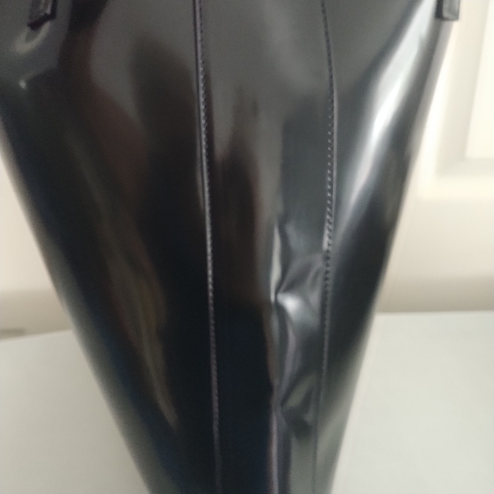 Givenchy Parfums Black Patent Tote Bag - Picture 2 of 11
